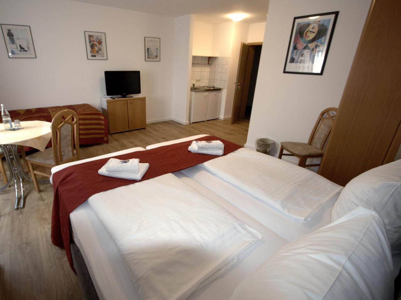 Hotel Leo Muehlhausen المظهر الخارجي الصورة